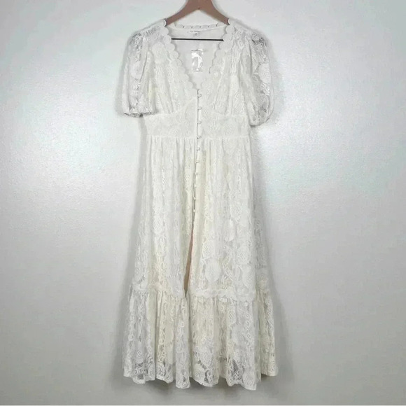 Blu Pepper Dresses & Skirts - NWOT Blu Pepper White Lace Dress